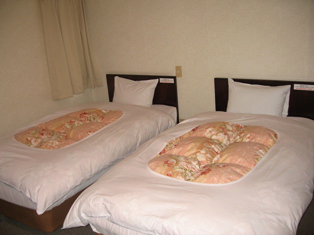 Hotel Yamayuri Tokyo Bagian luar foto